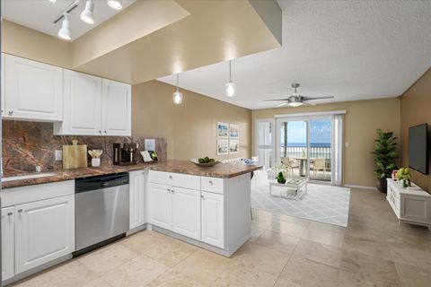 Photo of 75-6124 Alii Dr #205, Kailua-Kona, HI 96740 (MLS # 722938)