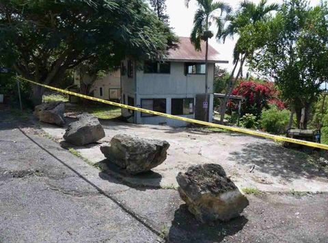 Photo of 75-438 Hualalai Rd, Kailua Kona, HI 96740 (MLS # 728688)