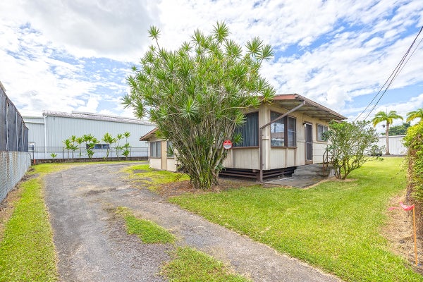 378 E LANIKAULA ST, HILO, HI 96720 - Image 7dbc64ac0b3eea033a2b5c1a5de2a1cf/1118350802
