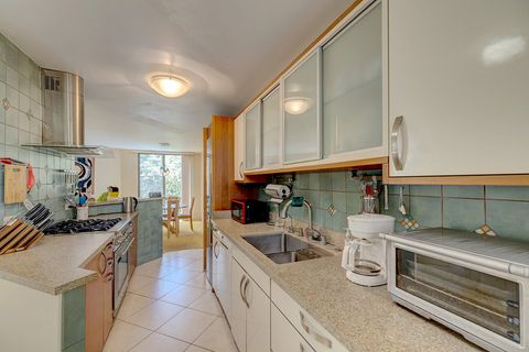 Photo of 1911 Kalanianaole St #401, Hilo, HI 96720 (MLS # 722523)