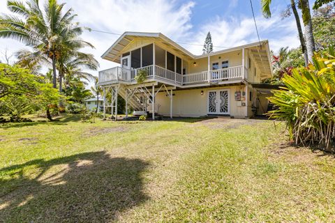 Photo of 15-1074 Pilikai Rd, Keaau, HI 96749 (MLS # 729707)