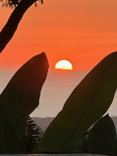 Kailua-Kona, Hawaii 96740, United States, 4 Bedrooms Bedrooms, ,3 BathroomsBathrooms,Residential,Active,4809