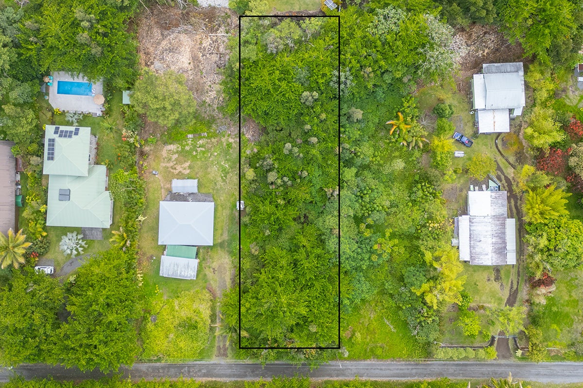 Photo 1 of 8 — AMAU RD, Keaau, HI 96749