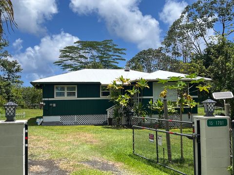 Photo of 15-1701 15th Ave, Keaau, HI 96749 (MLS # 729876)