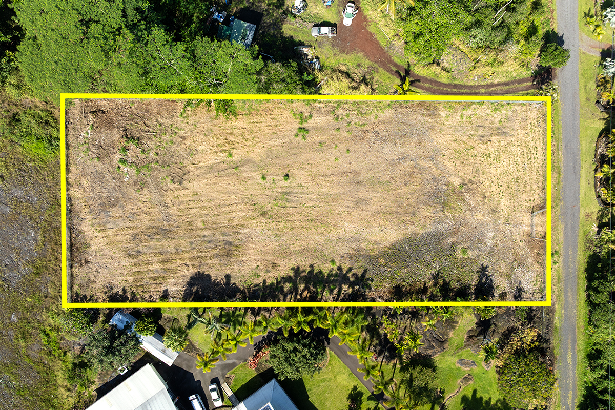 Aerial overhead view. Yellow lines show approximate boundaries.