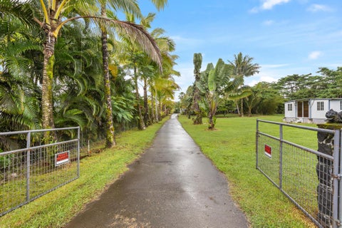 Photo of 15-1126 Railroad Ave, Keaau, HI 96749 (MLS # 734211)
