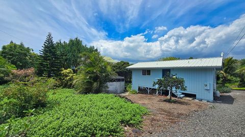 Photo of 94-6280 Pua St, Naalehu, HI 96772 (MLS # 729198)
