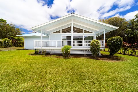 Photo of 18-3351 Glenwood Rd, Volcano, HI 96785 (MLS # 722519) Photo of 18-3351 Glenwood Rd, Volcano, HI 96785 (MLS # 722519)