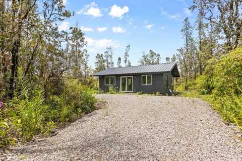 Photo of 16-2075 Tree Fern Dr, Pahoa, HI 96778 (MLS # 722079)