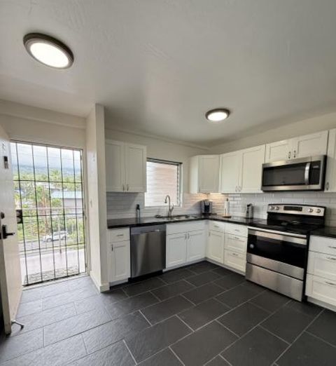 Photo of 75-5766 Kuakini Highway #510, Kailua-Kona, HI 96740 (MLS # 724744)