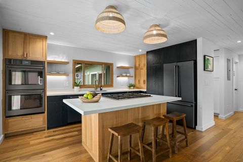 Tiny photo for 4462 Pukalani Pl, Kilauea, HI 96754 (MLS # 724820)