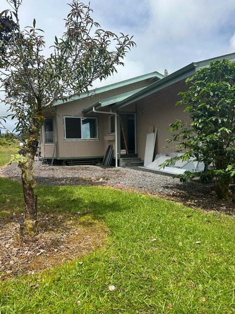 Photo of 18-7883 Kulani Rd, Mountain View, HI 96771 (MLS # 731718)
