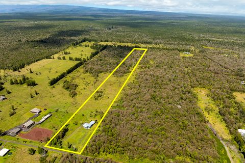 Photo of 18-2440 Glenwood Rd, Mountain View, HI 96771 (MLS # 726935)