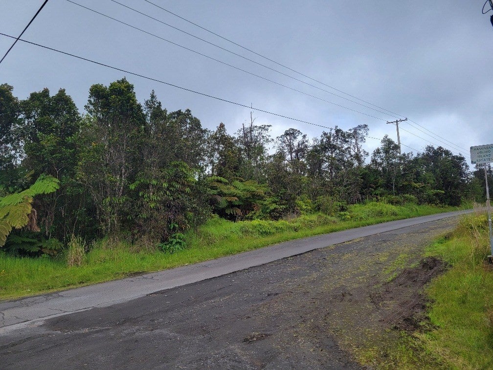 Photo 1 of 4 — Volcano, HI 96785
