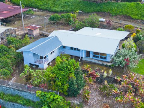 Photo of 79-7403 Hawaii Belt Rd, Kealakekua, HI 96750 (MLS # 720435)