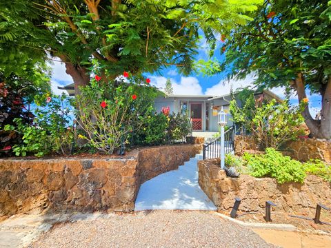 Photo of 68-1871 Malina Pl, Waikoloa, HI 96738 (MLS # 723258)