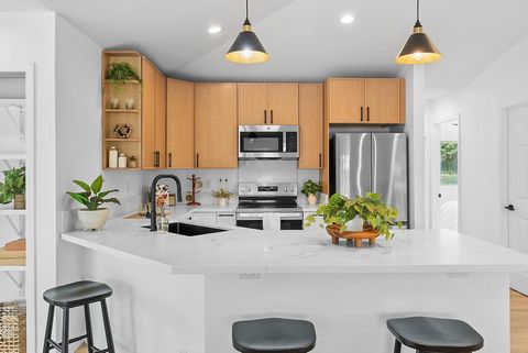 Photo of 15-2003 31st Ave, Keaau, HI 96749 (MLS # 728400)