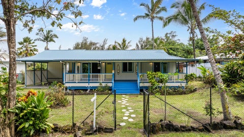 Photo of 15-1006 Wahi Heiau Pl, Keaau, HI 96749 (MLS # 731197)