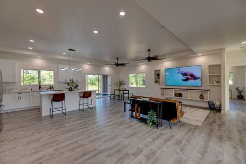 Photo of 15-1791 24th Ave, Keaau, HI 96749 (MLS # 724639)
