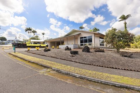 Photo of 1646 Oneawa Pl, Hilo, HI 96720 (MLS # 727074)