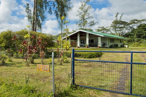 Photo of 15-1654 9th Ave, Keaau, HI 96749 (MLS # 731216)