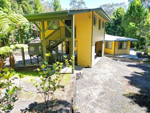 Photo of 19-4218 Kawailehua Rd, Volcano, HI 96785 (MLS # 723506)