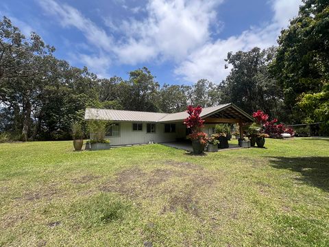 Photo of 94-6795 Mamalahoa Highway, Naalehu, HI 96772 (MLS # 727105)