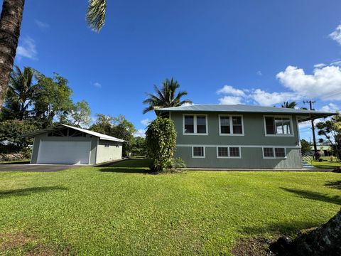 Photo of 524 Laukapu St, Hilo, HI 96720 (MLS # 730588)
