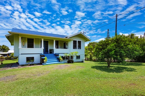 Photo of 1565 Kinoole St, Hilo, HI 96720 (MLS # 733273)