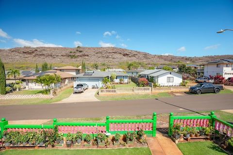 Tiny photo for 9442 Keahi Pl, Waimea, HI 96796 (MLS # 728842)