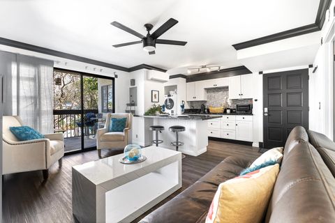 Photo of 75-5863 Kuakini Highway #221, Kailua-Kona, HI 96740 (MLS # 727005)