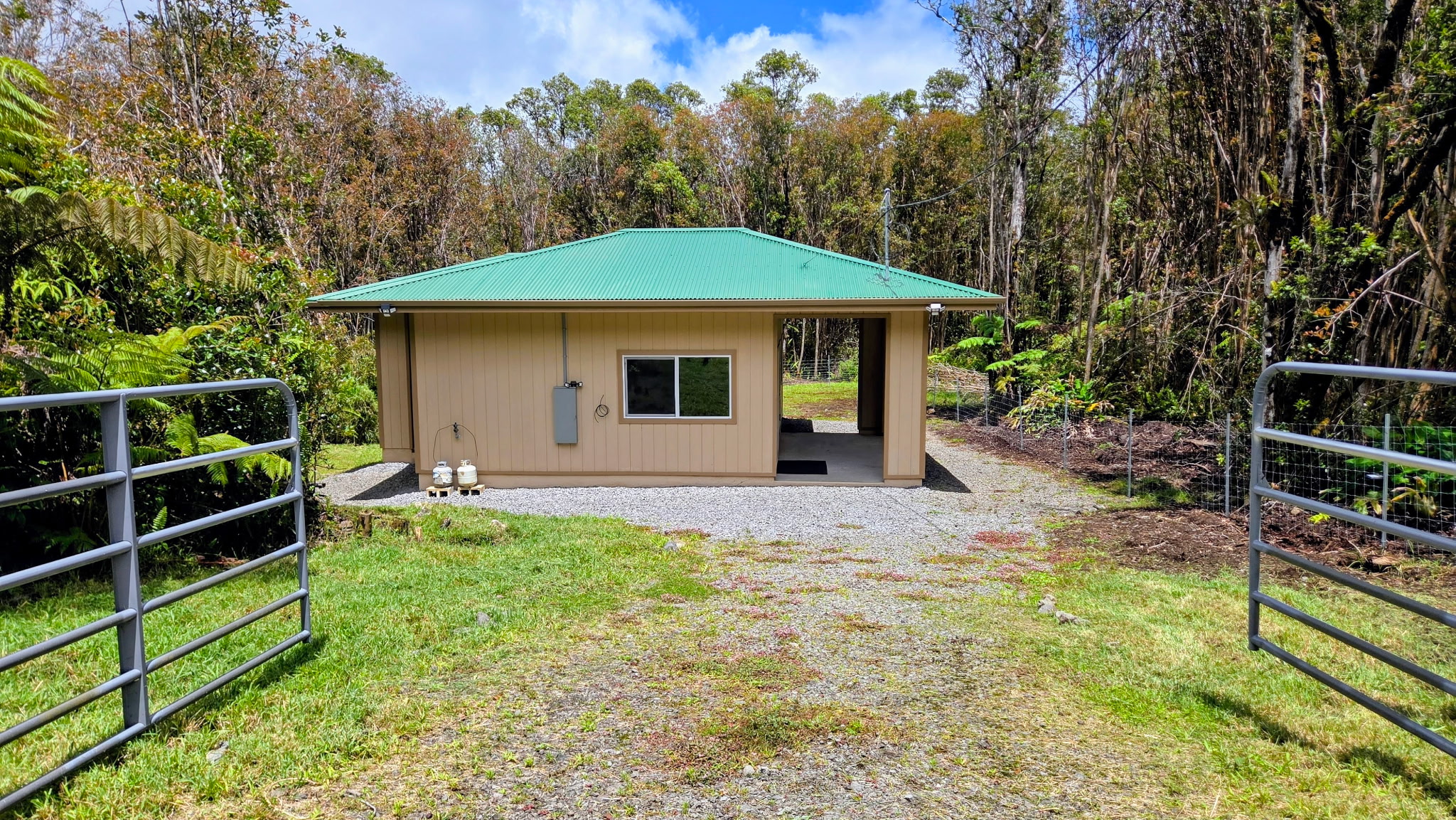 Photo 1 of 28 — 18-2287 ELUA RD, Volcano, HI 96785