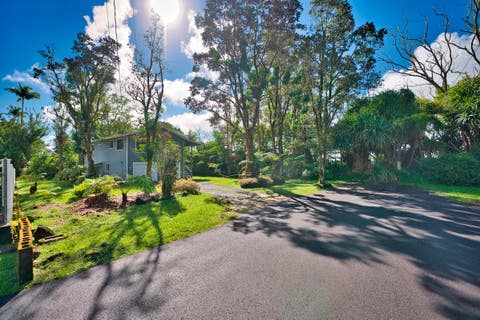 Photo of 18-7842 Ekika Rd, Mountain View, HI 96771 (MLS # 731788)
