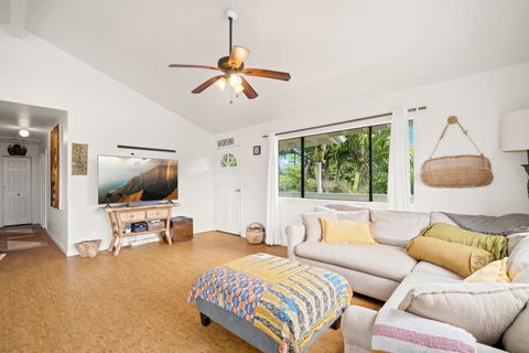 Tiny photo for 2444 Liliuokalani St, Kilauea, HI 96754 (MLS # 724593)