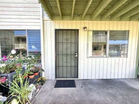 Photo of 485 Waianuenue Ave #142, Hilo, HI 96720 (MLS # 727524)