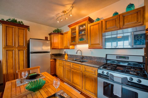 Photo of 355 Orchid Manor #304, Hilo, HI 96720 (MLS # 733530)