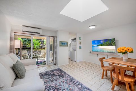 Photo of 78-6800 Alii Dr #29, Kailua Kona, HI 96740 (MLS # 727304)