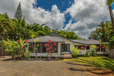 Photo of 4495 Malulani Pl, Kilauea, HI 96754 (MLS # 729046)