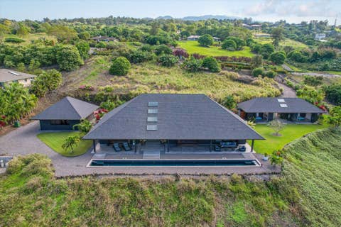 Photo of 72-4136 Awalua Pl, Kailua-Kona, HI 96740 (MLS # 726732)