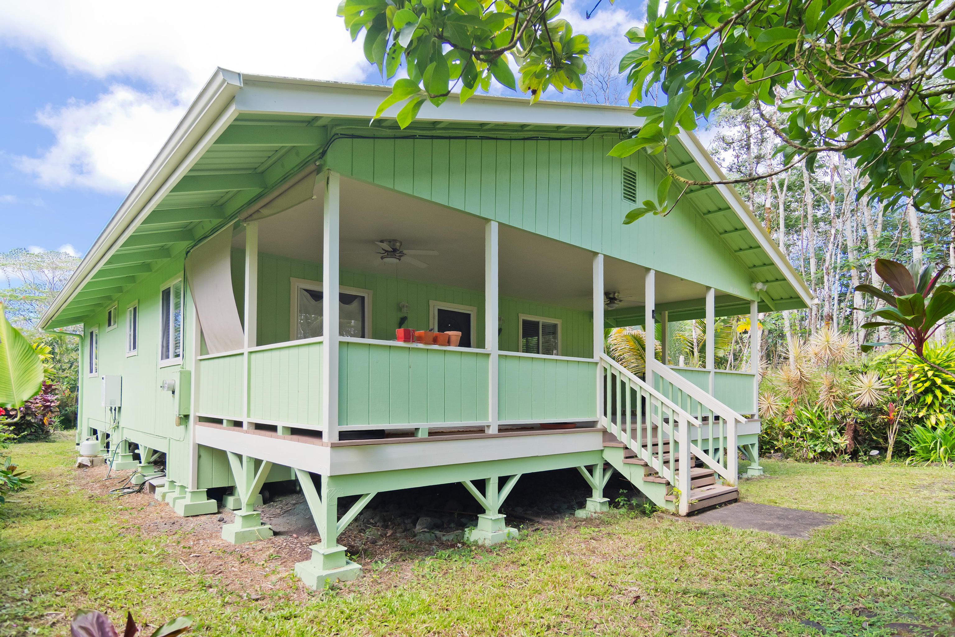 Photo 1 of 30 — 14-3385 PARADISE RD, Pahoa, HI 96778