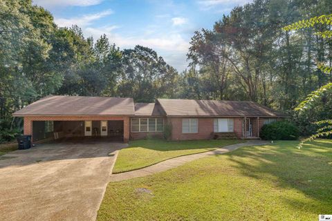 Homes For Sale - 901 Jones Street<br/> Ruston, LA 71270