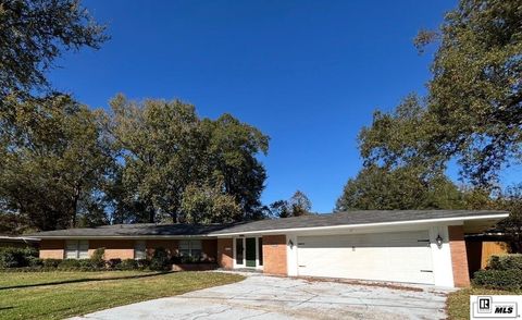 Homes For Sale - 1205 Roselawn Avenue<br/> Monroe, LA 71201