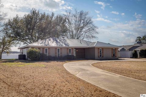 Homes For Rent - 1589 Terral Island Drive<br/> Farmerville, LA 71241