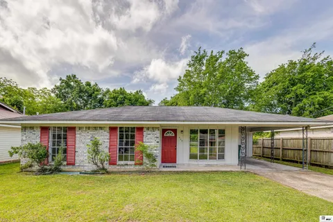 504 Oregon Trail, Monroe, LA 71202 - #: 214415