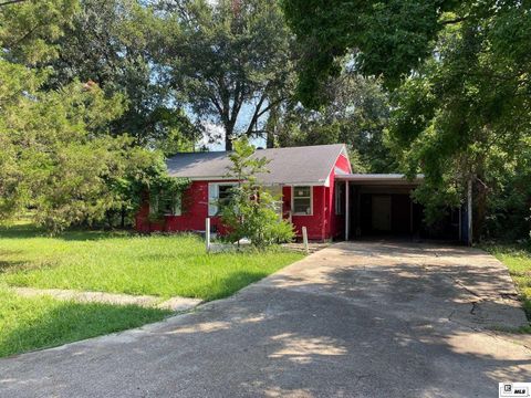 Homes For Sale - 1200 Louisiana Street<br/> Madison County, Tallulah, LA 71282