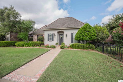 Homes For Sale - 2113 Bienville Drive<br/> Monroe, LA 71201