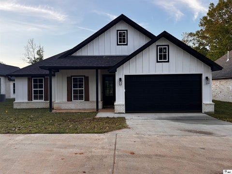 Homes For Sale - 417 E Kentucky Avenue<br/> Ruston, LA 71270