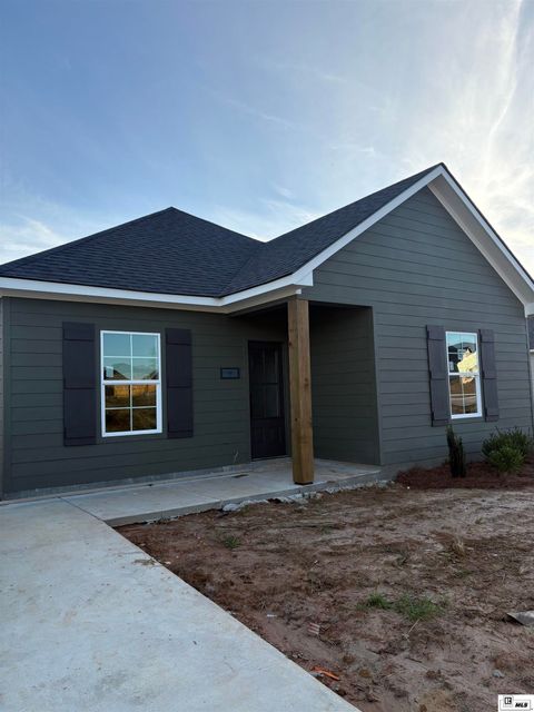 Homes For Sale - 145 Clearwater Circle<br/> Ruston, LA 71270