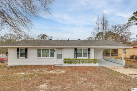 Homes For Sale - 1304 Lewis Street<br/> Ruston, LA 71270