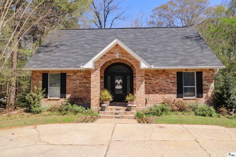 Homes For Sale - 901 Pennington Lane<br/> Ruston, LA 71270